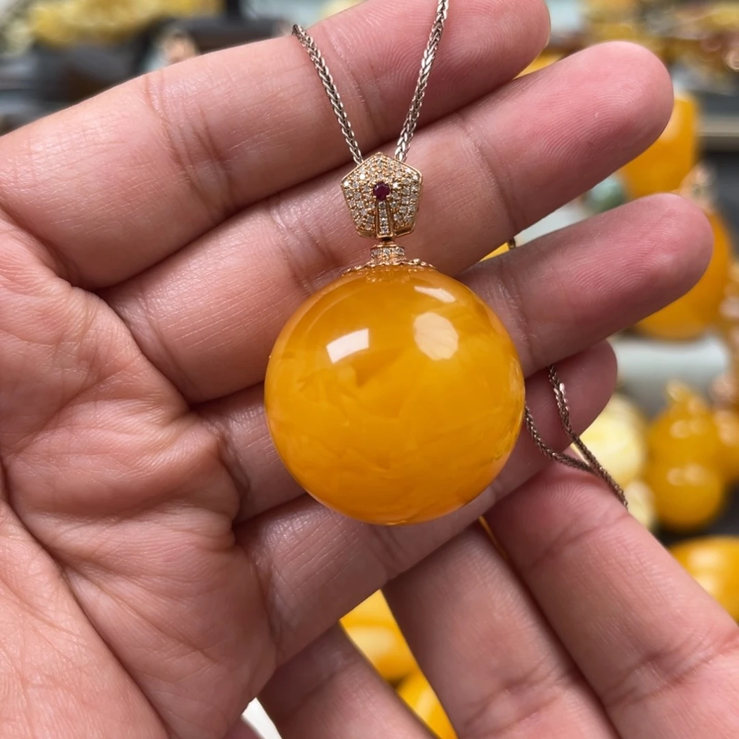 蜜蜡18K金镶嵌珠宝奇石