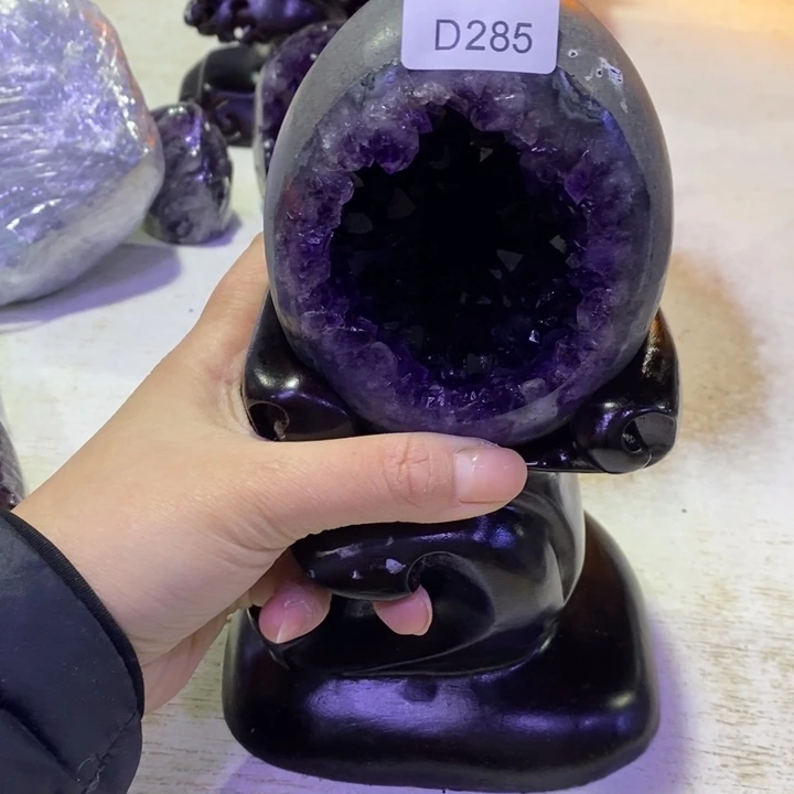 水晶摆件未镶嵌领*者摆件