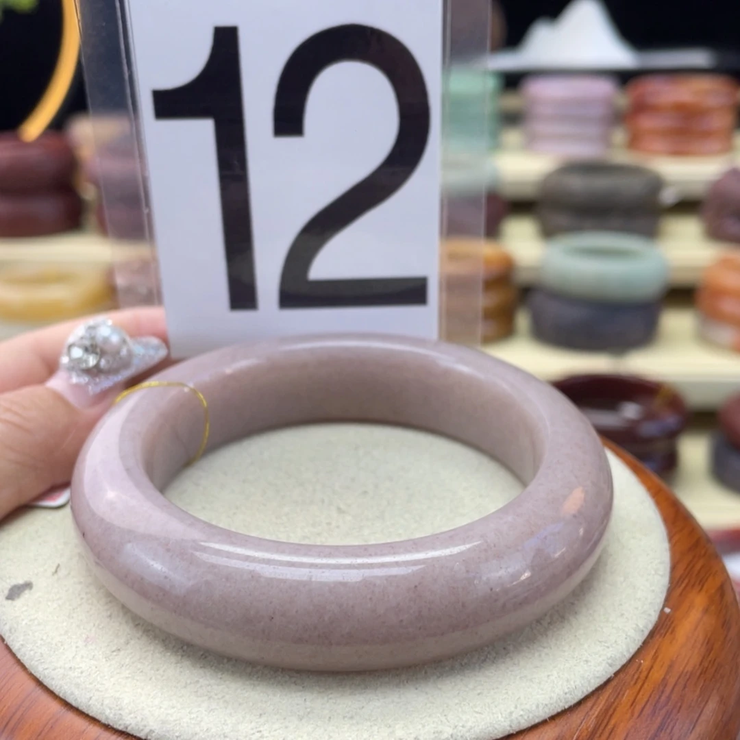 【闪购商品】石英质玉手镯未镶嵌