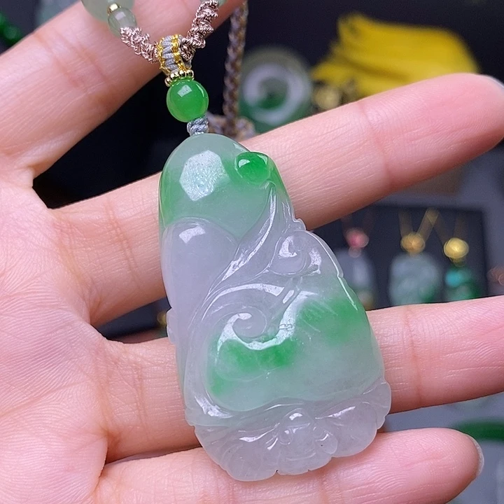吊坠(赠链)未镶嵌翡翠