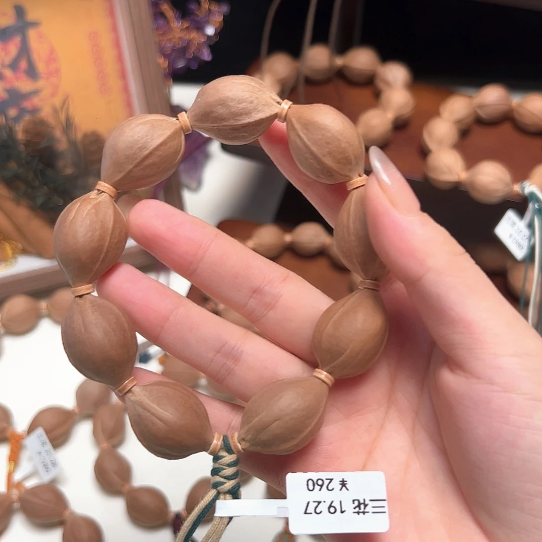 东***李橄榄核手串梅林铁核