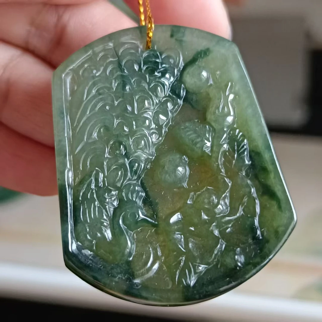 天然A货缅甸翡翠冰起胶绿底飘花大件孔雀牌玉坠男女玉挂件可收藏