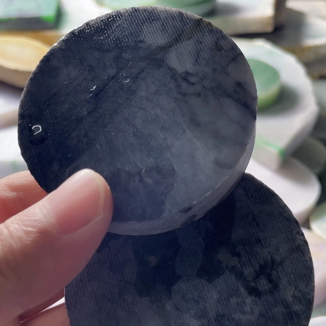 翡翠颈饰未镶嵌毛料61