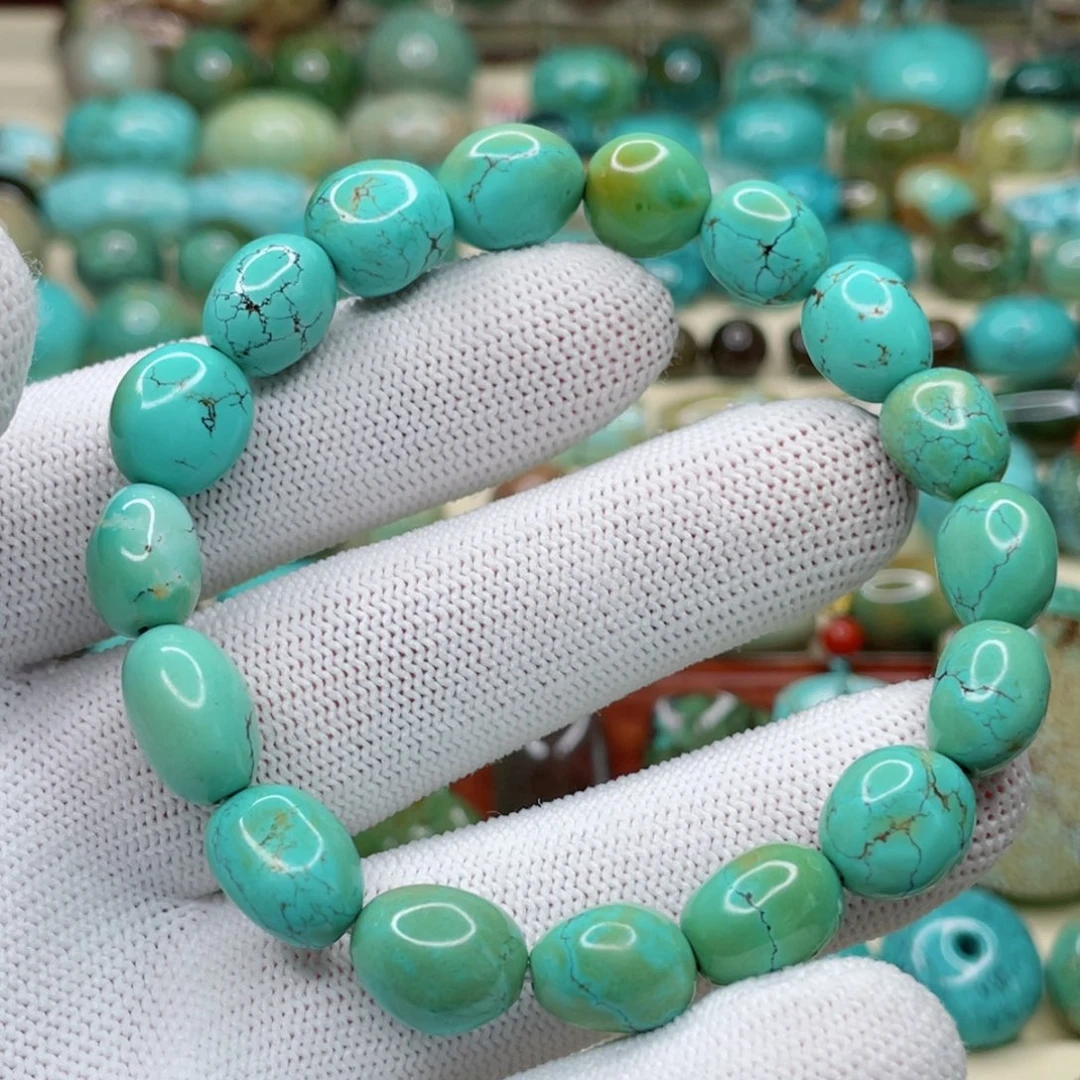 未镶嵌绿松石颈饰