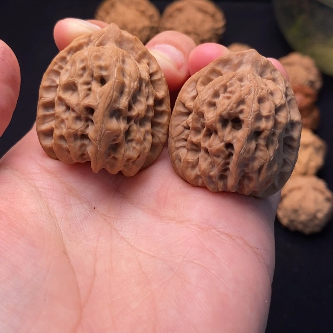 文玩核桃把件蓟县佛肚。