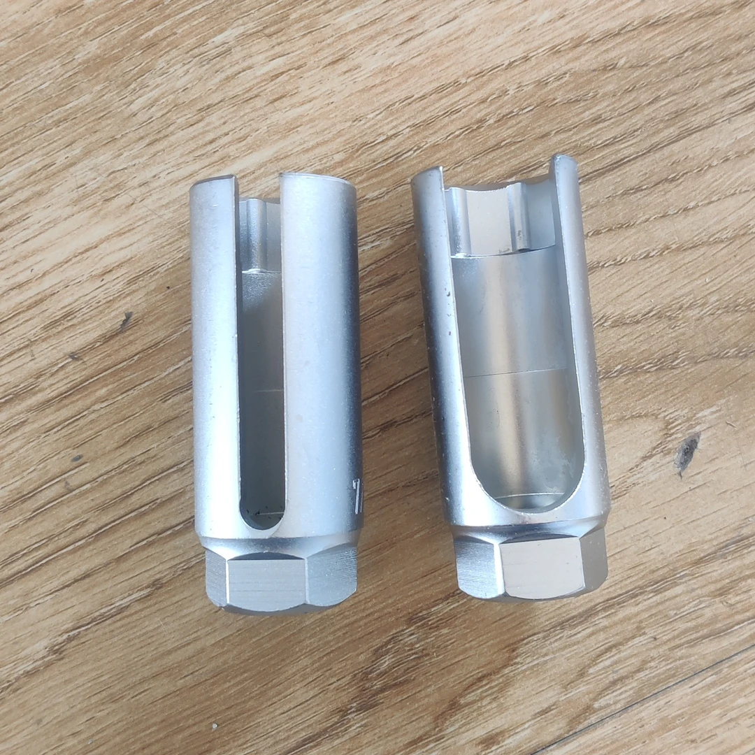 3/8接口中飞氧传感器套筒一大一小