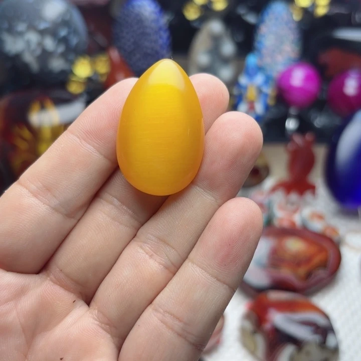 神***生玛瑙/玉髓未镶嵌珠宝半成品