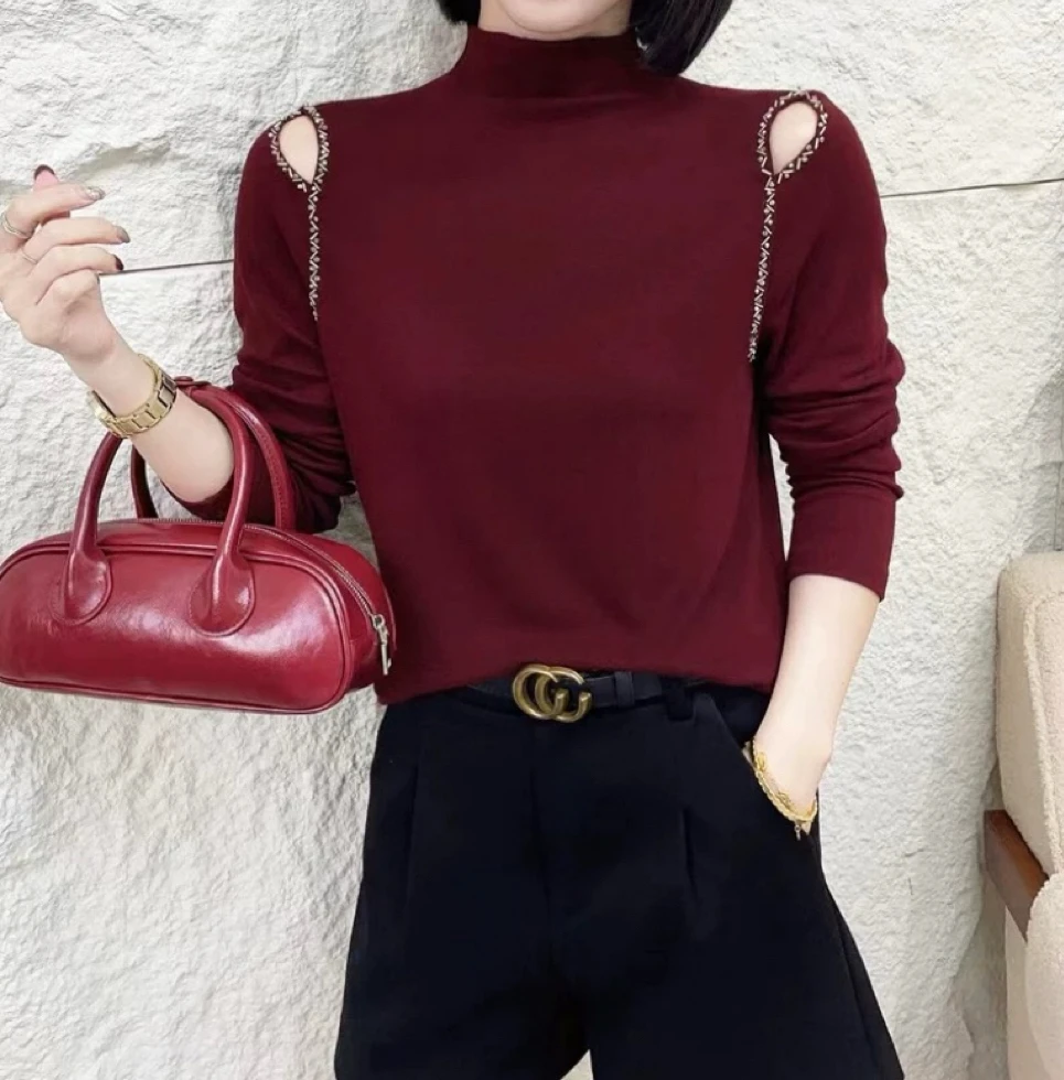 【阿祖家】欧货路肩串珠半高领德绒打底衫秋装百搭显瘦高级感