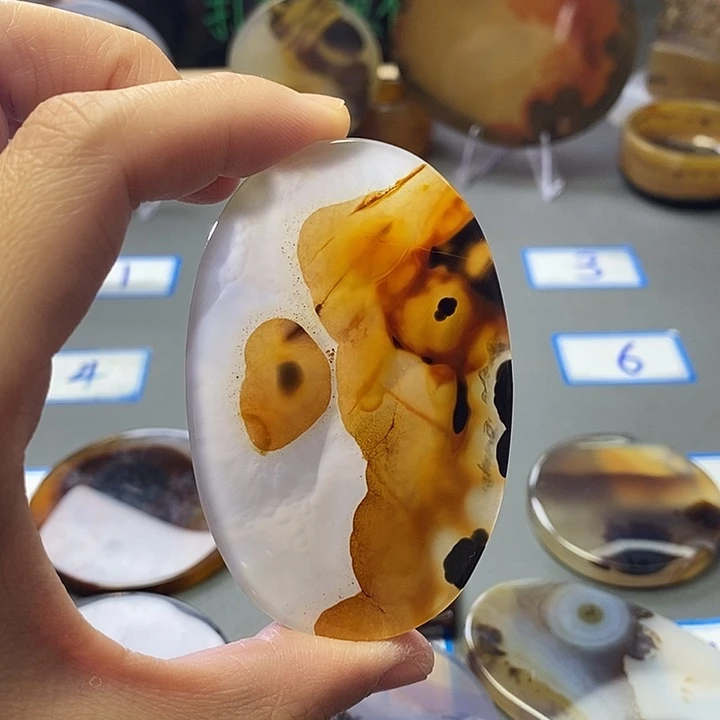 玛瑙/玉髓未镶嵌珠宝半成品21