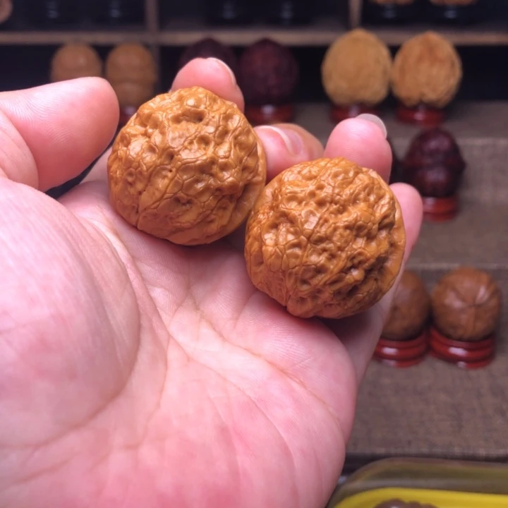 把件橄榄核15龙鳞舍利疙瘩包35