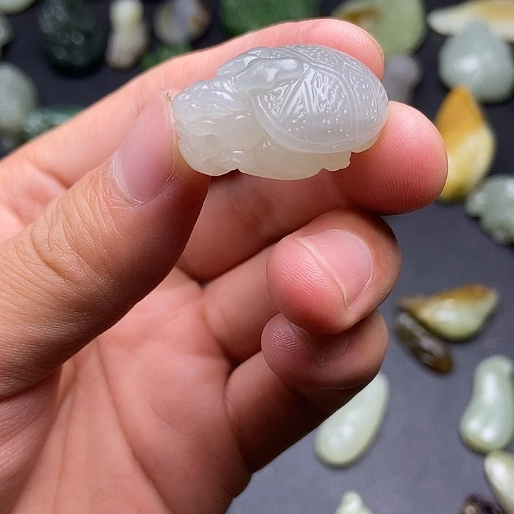 未镶嵌和田玉挂件