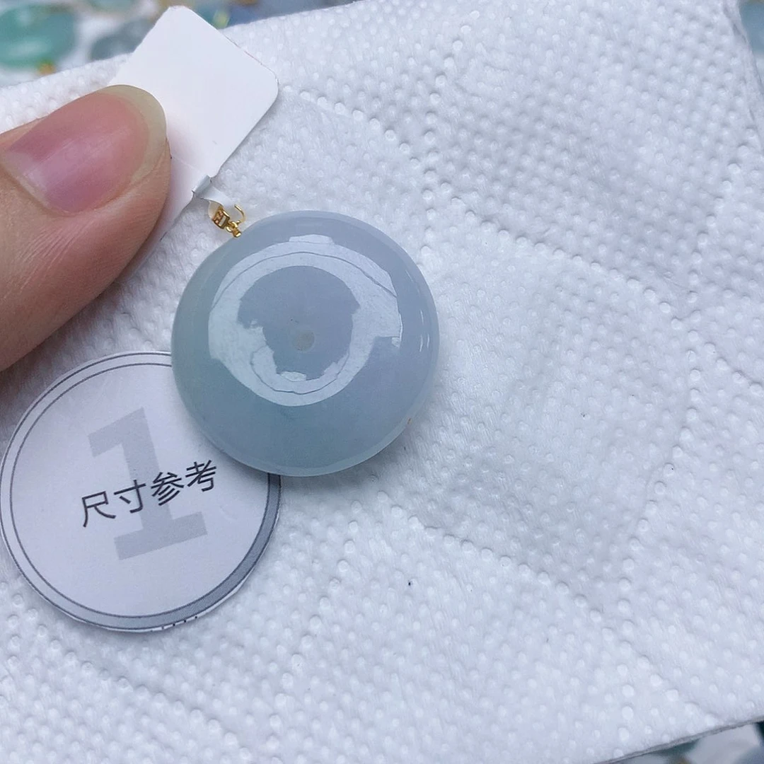 颈饰18K金镶嵌翡翠天然A货翡翠