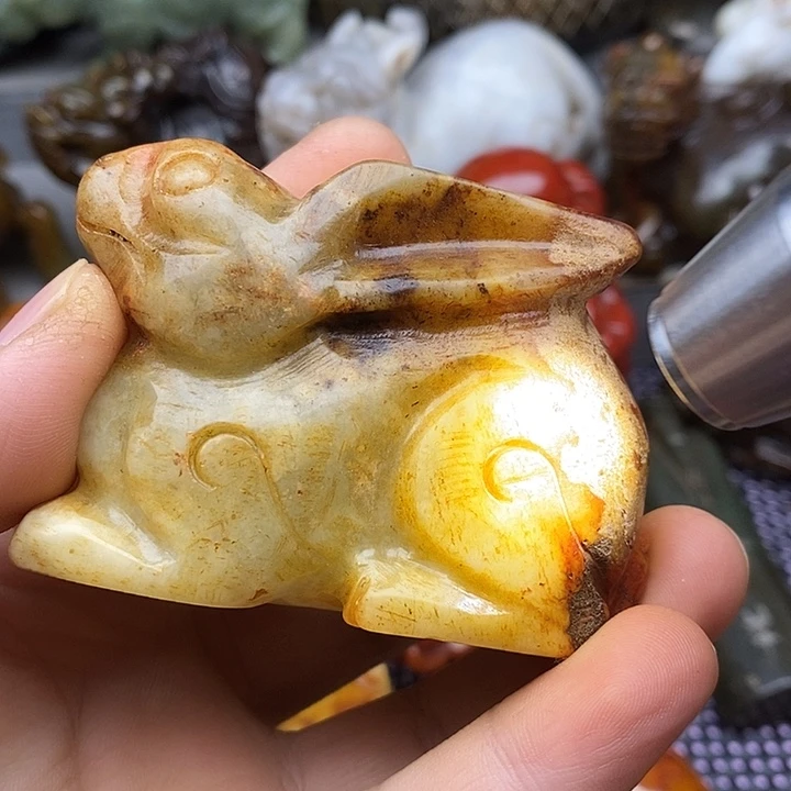 未镶嵌蛇纹石玉颈饰