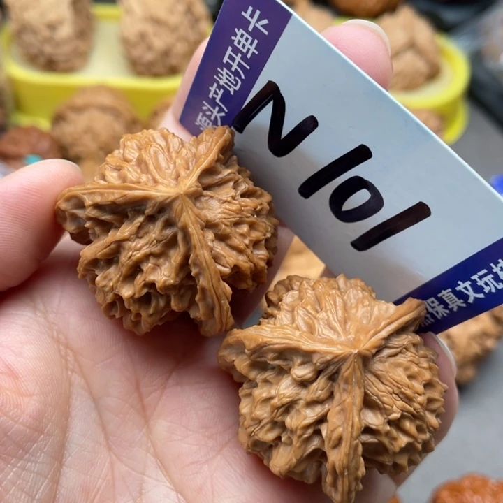 把件文玩核桃三棱38尺
