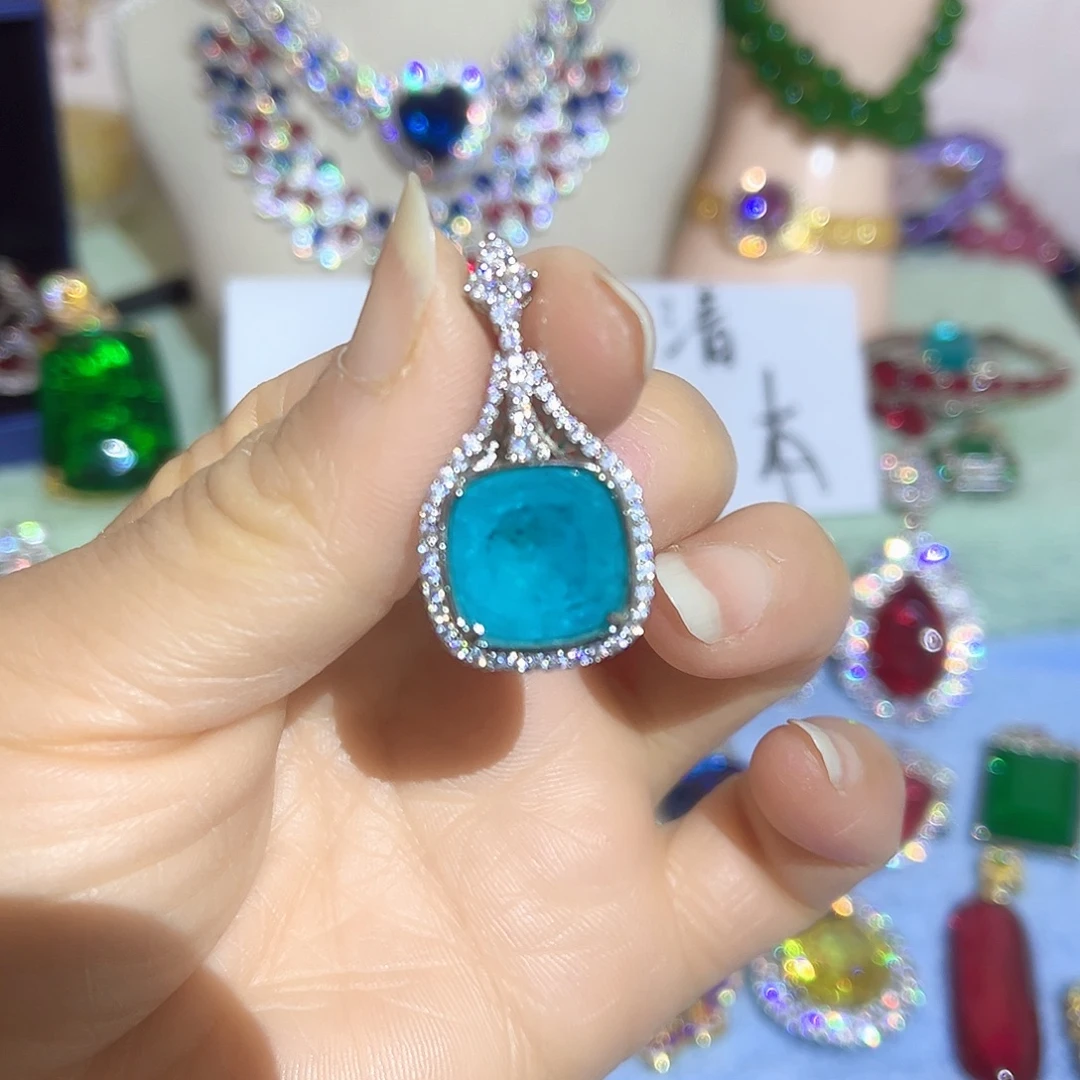 钨金璀璨夺目耀眼