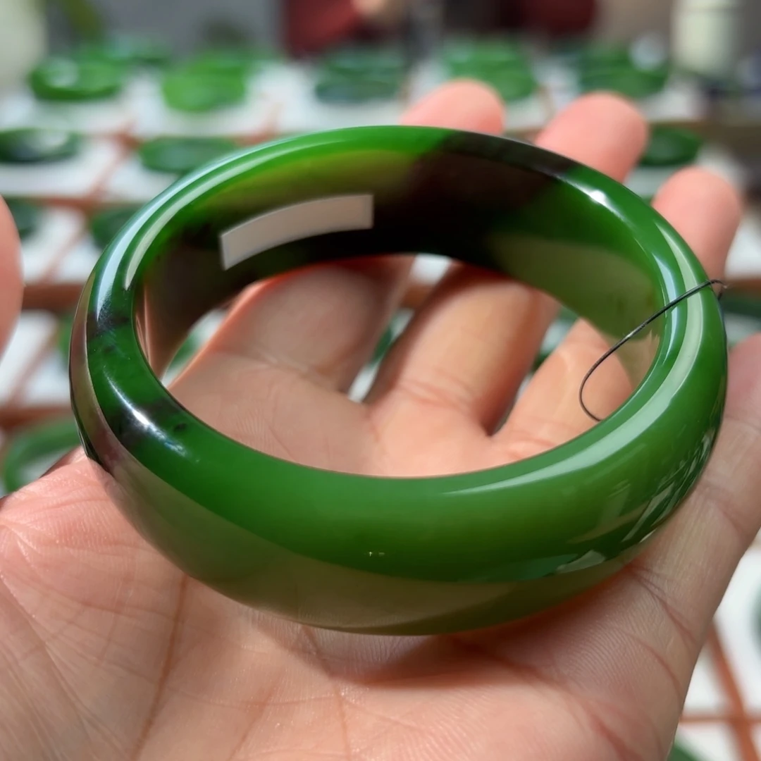 未镶嵌手镯和田玉（碧玉）