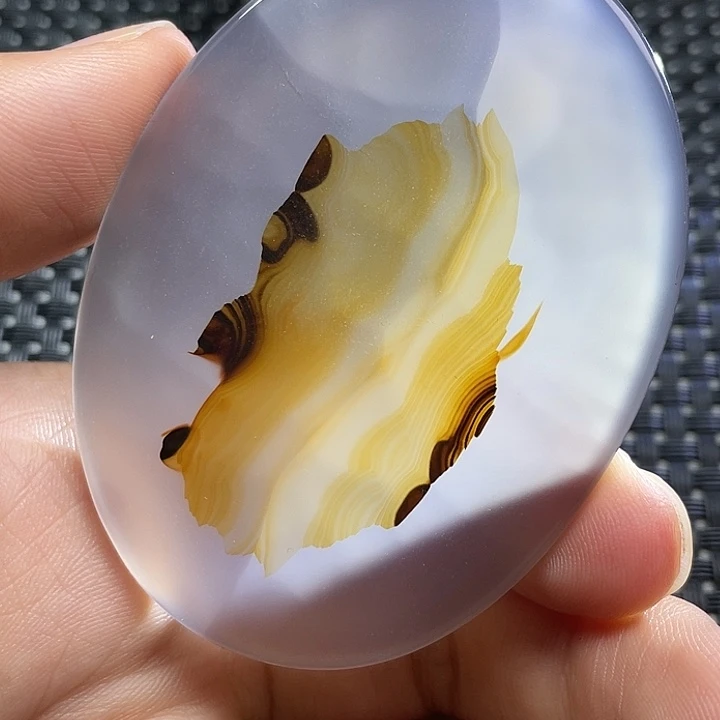 未镶嵌颈饰玛瑙/玉髓时*