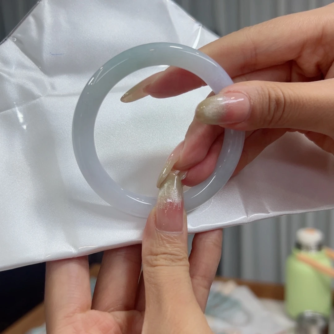 翡翠未镶嵌手镯买断