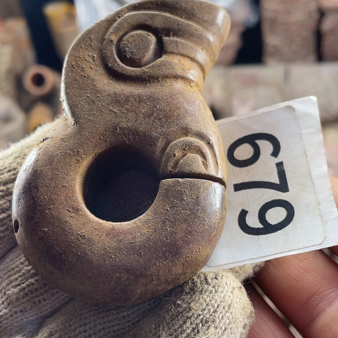 和田玉（糖玉）未镶嵌挂件