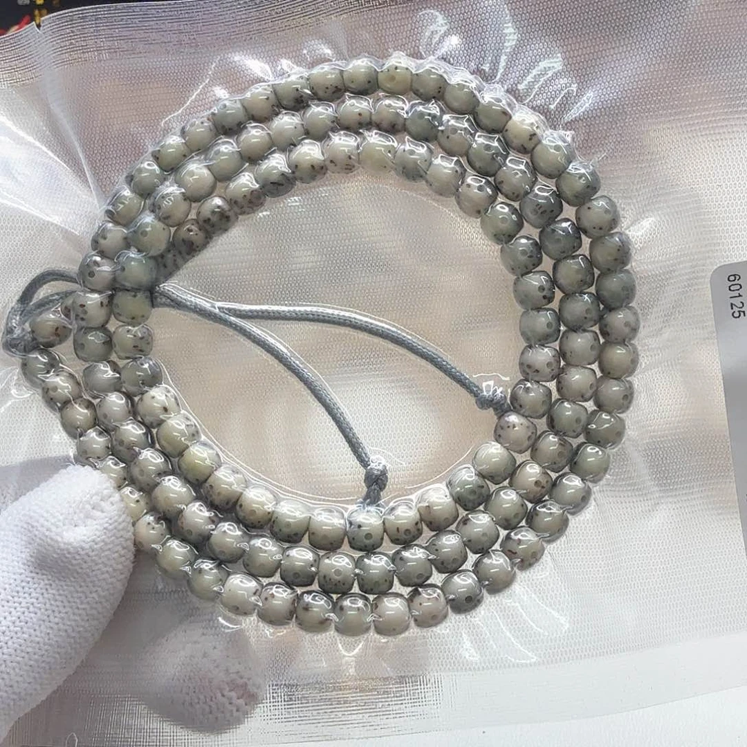 星月菩提手串24梵天糯冰绿幽灵大眼睛通体6左右108一物一图