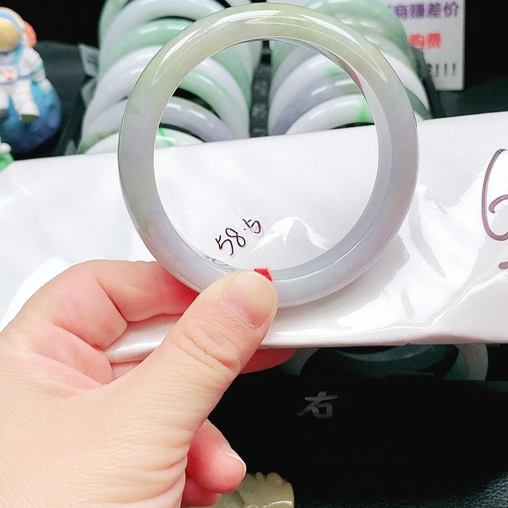翡翠未镶嵌手镯247