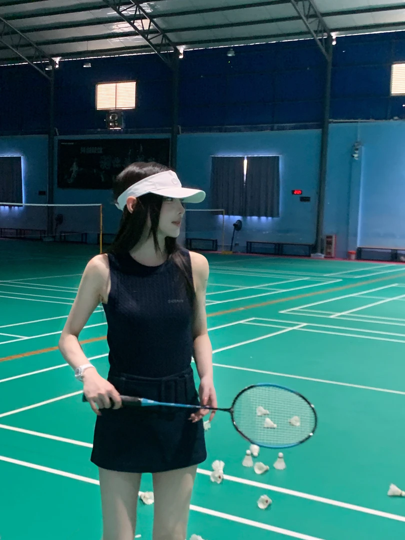 【五美丽】夏季新款复古圆领针织背心+显瘦气质性感包臀裙裤WM0005