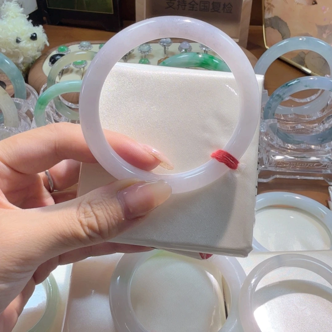 翡翠未镶嵌手镯56.5