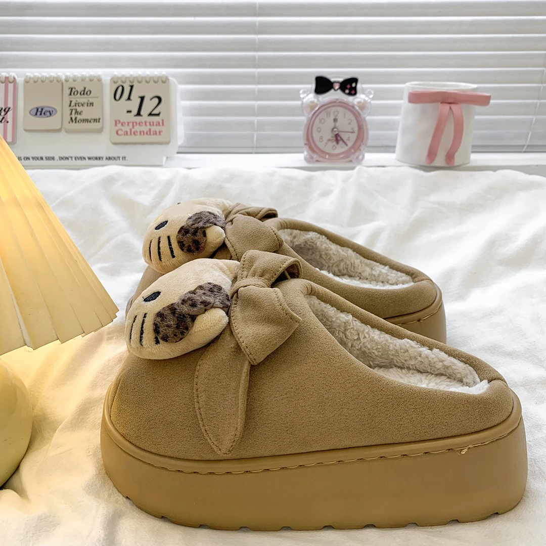 可爱玩偶蝴蝶结毛毛拖鞋女外穿2025新款秋冬松糕厚底加绒包头半拖