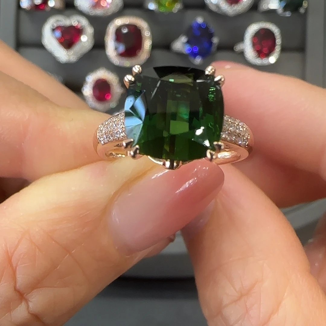 碧玺18K金镶嵌戒指5.2ct