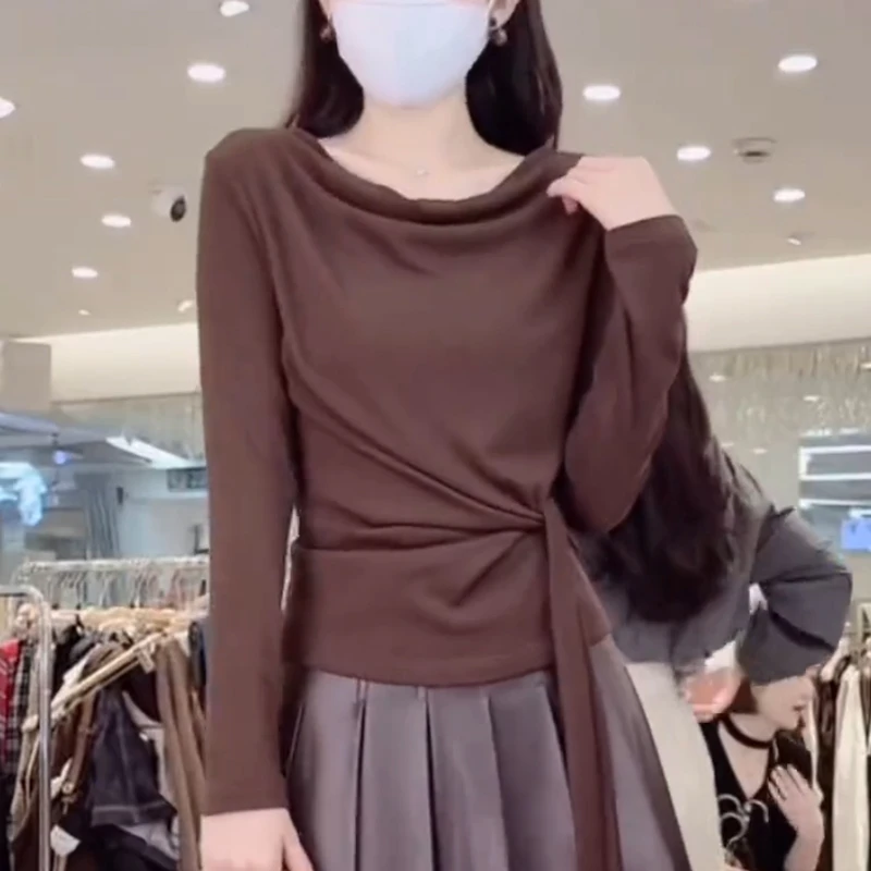圆领咖色长袖t恤女2025秋季洋气减龄宽松显瘦绑带内搭打底衫上衣