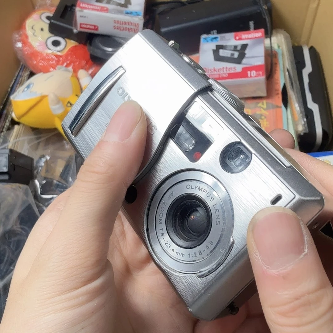 阿***点中古商品，瑕疵品，不保好坏。605