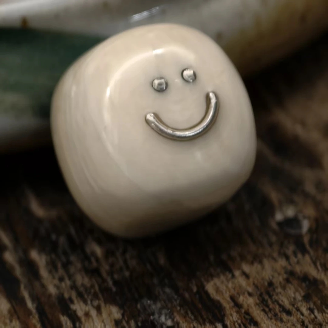 T872精品猛犸象牙15*14MM左右文玩特色皮镶嵌吊坠挂件