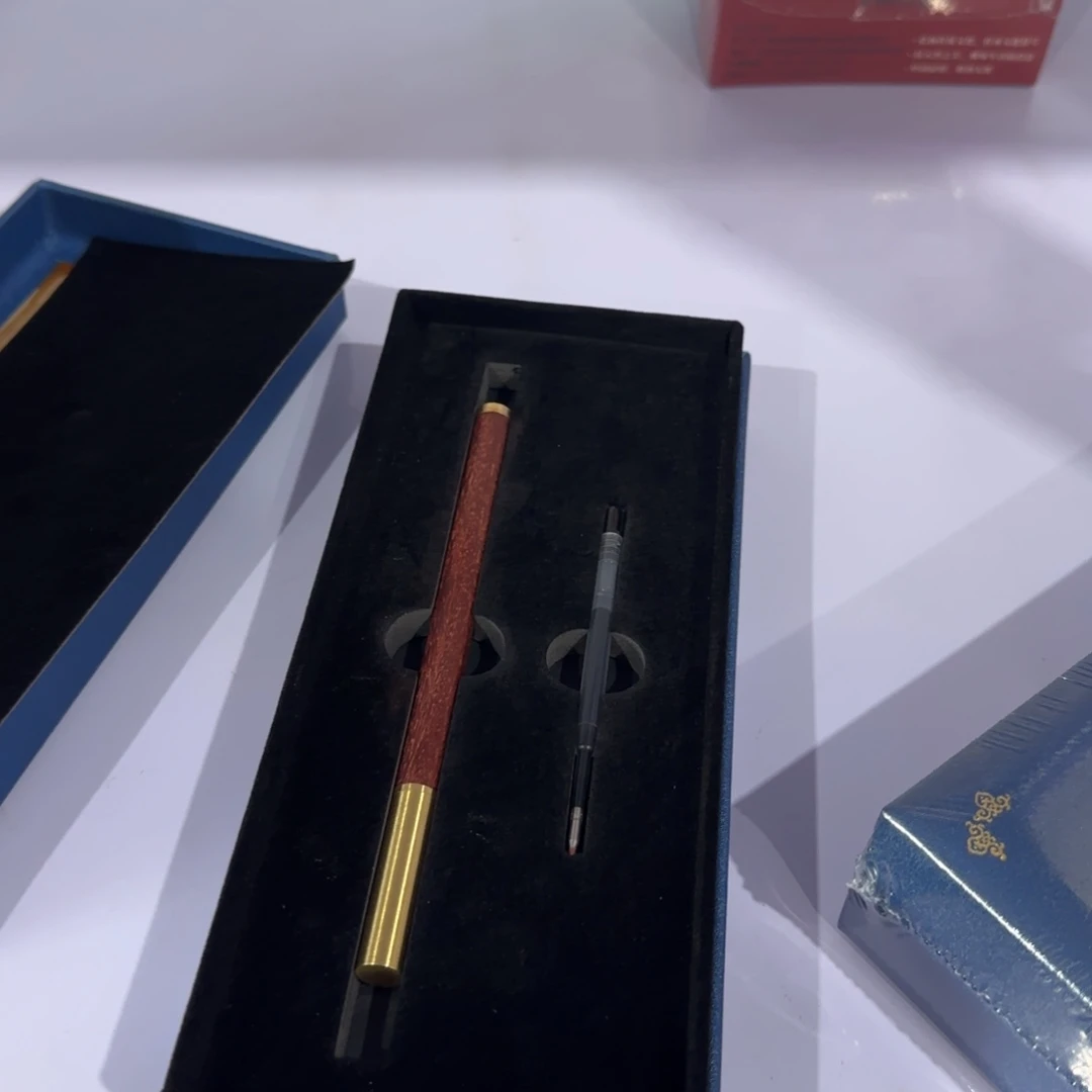 紫檀木类端景台赞比亚血檀签字笔