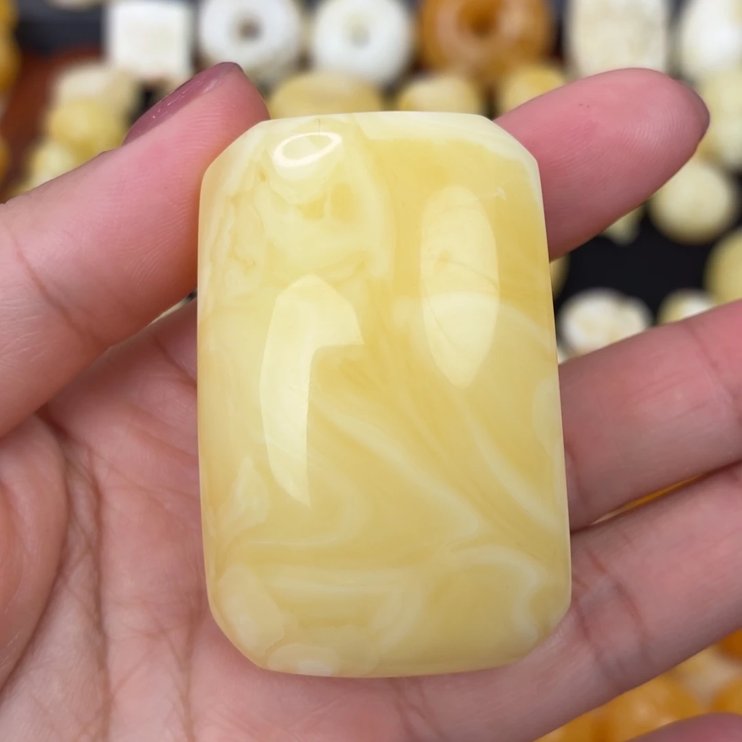 蜜蜡未镶嵌吊坠(不含链)无事牌