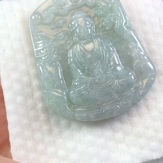 翡翠未镶嵌颈饰缅甸A货，每天下午1点半开播