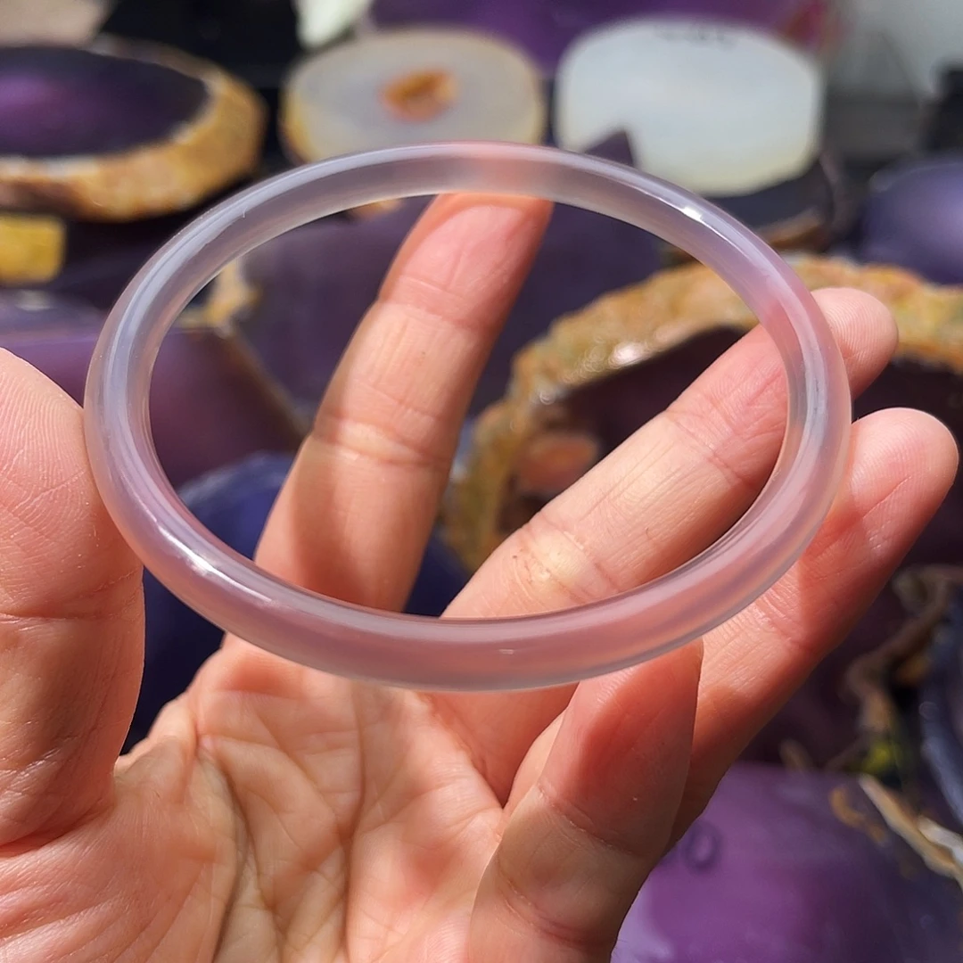 定制玛瑙64叮当手镯