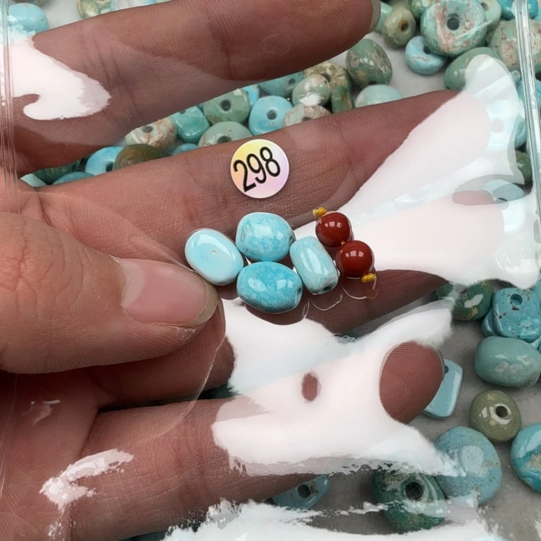 南红玛瑙未镶嵌珠宝奇石