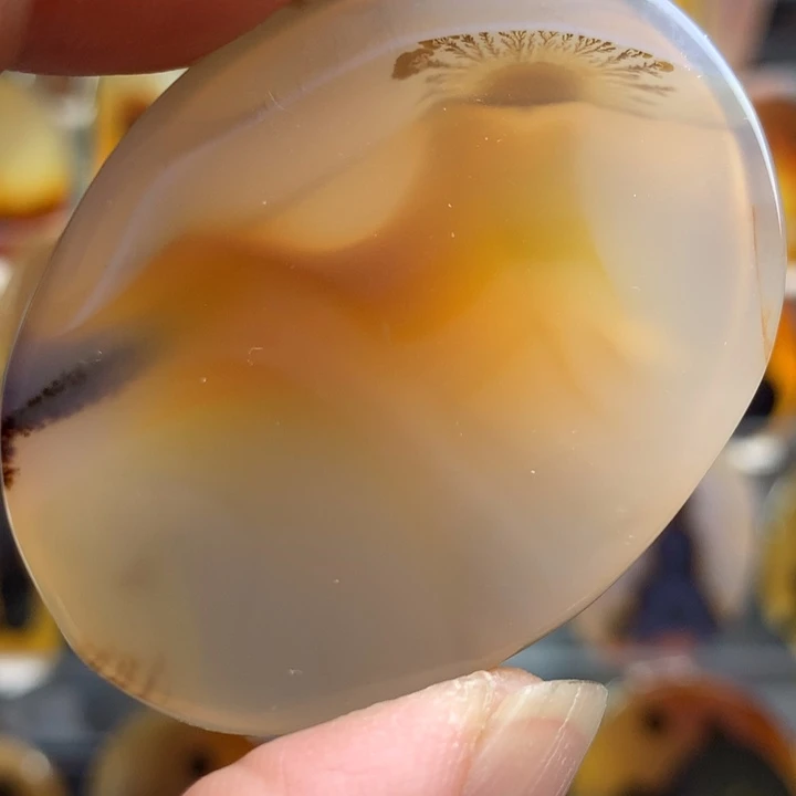 玛瑙/玉髓颈饰未镶嵌64