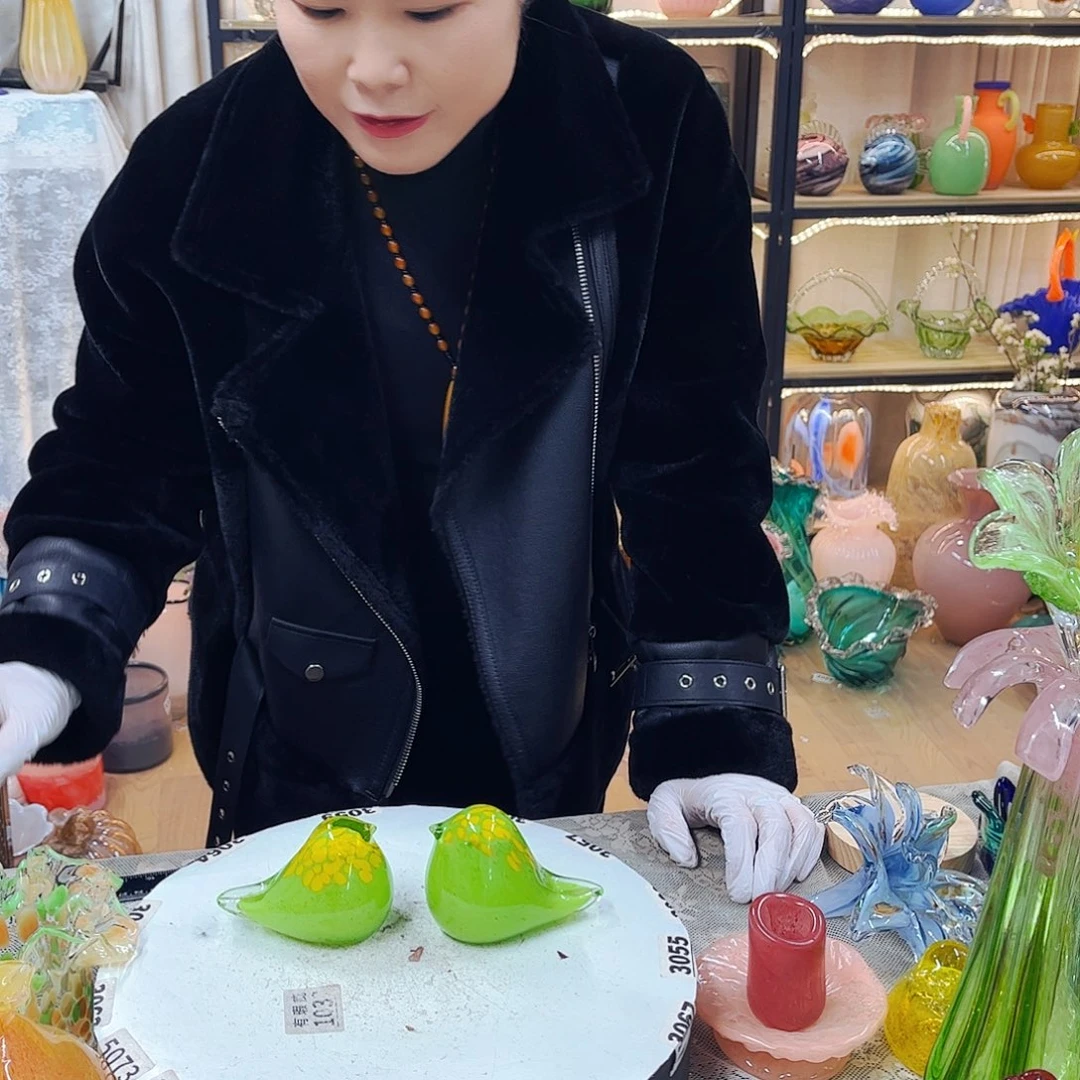 2个鸟福利家悦琉璃工艺品