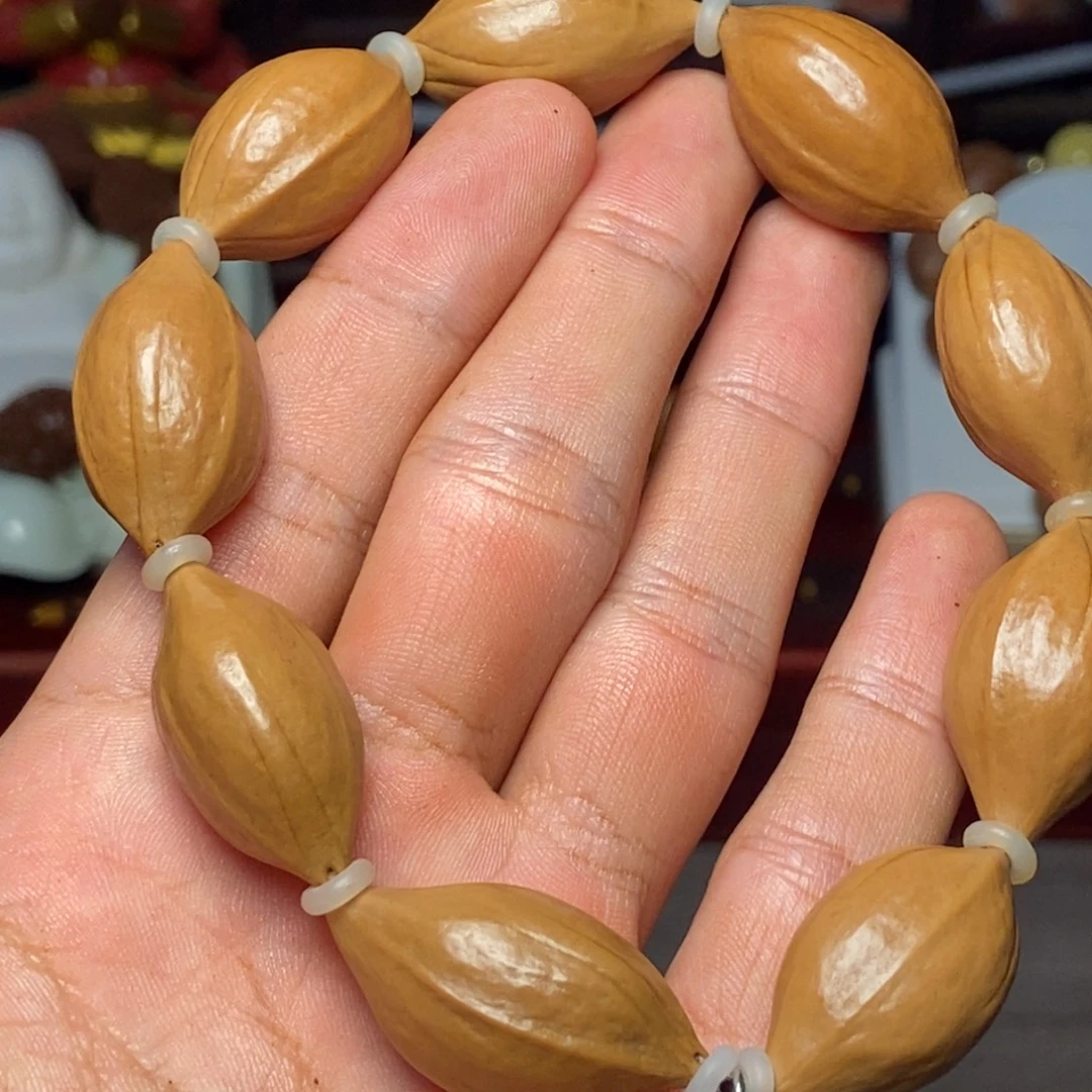 吊坠橄榄核hhhhhhhhhhhhhhhhjjjj