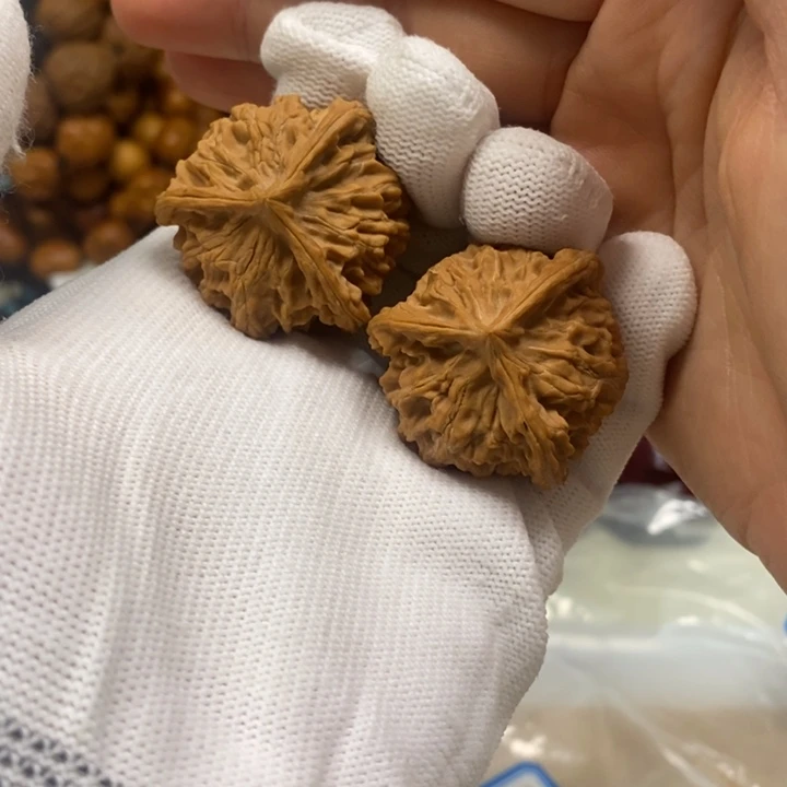 吊坠文玩核桃盘山三棱36