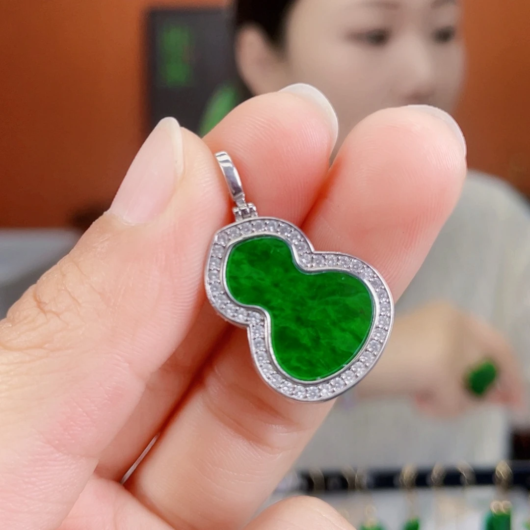 翡翠银S925镶嵌耳饰