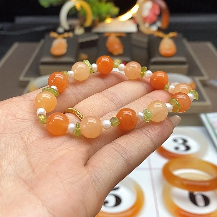 未镶嵌石英质玉（黄龙玉）手串