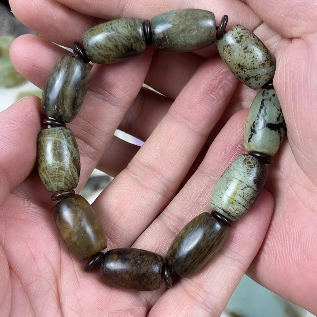 未镶嵌和田玉（糖玉）挂件