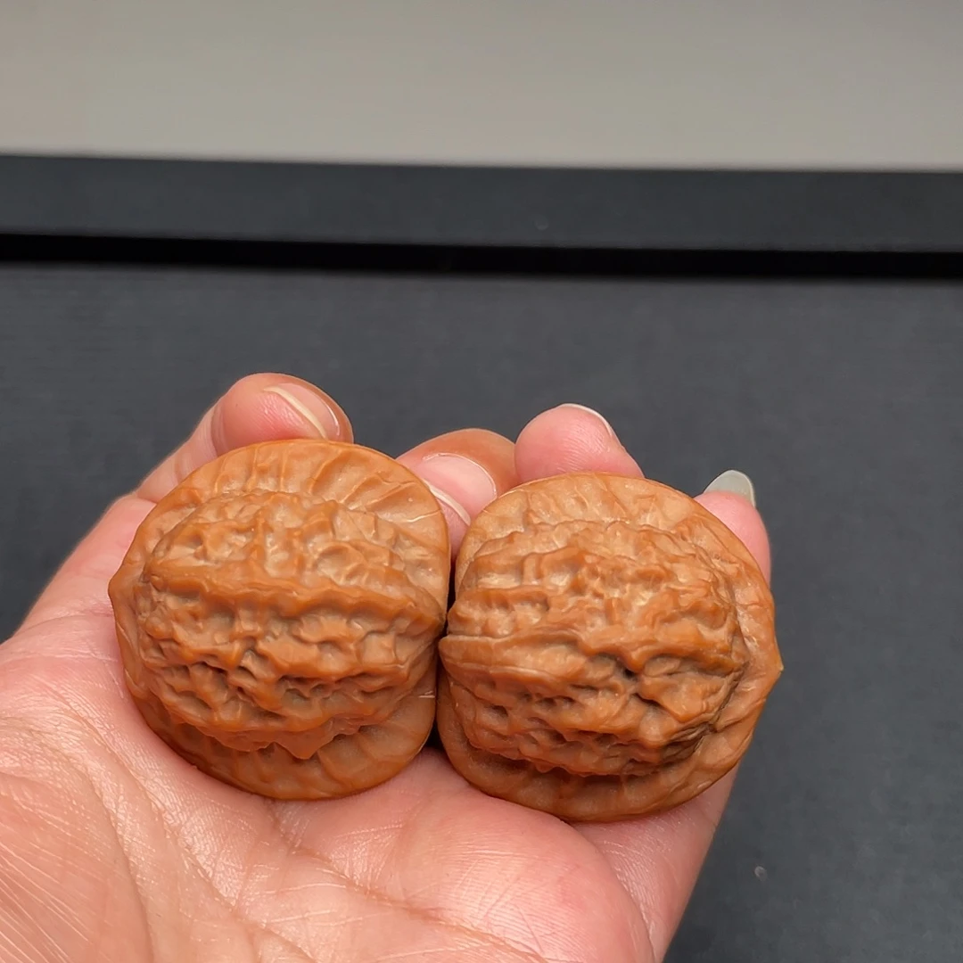 把件猴头核桃37×36全品头茬瓷娃娃XM3483