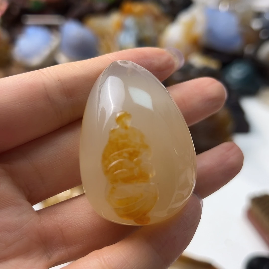 玛瑙/玉髓颈饰未镶嵌