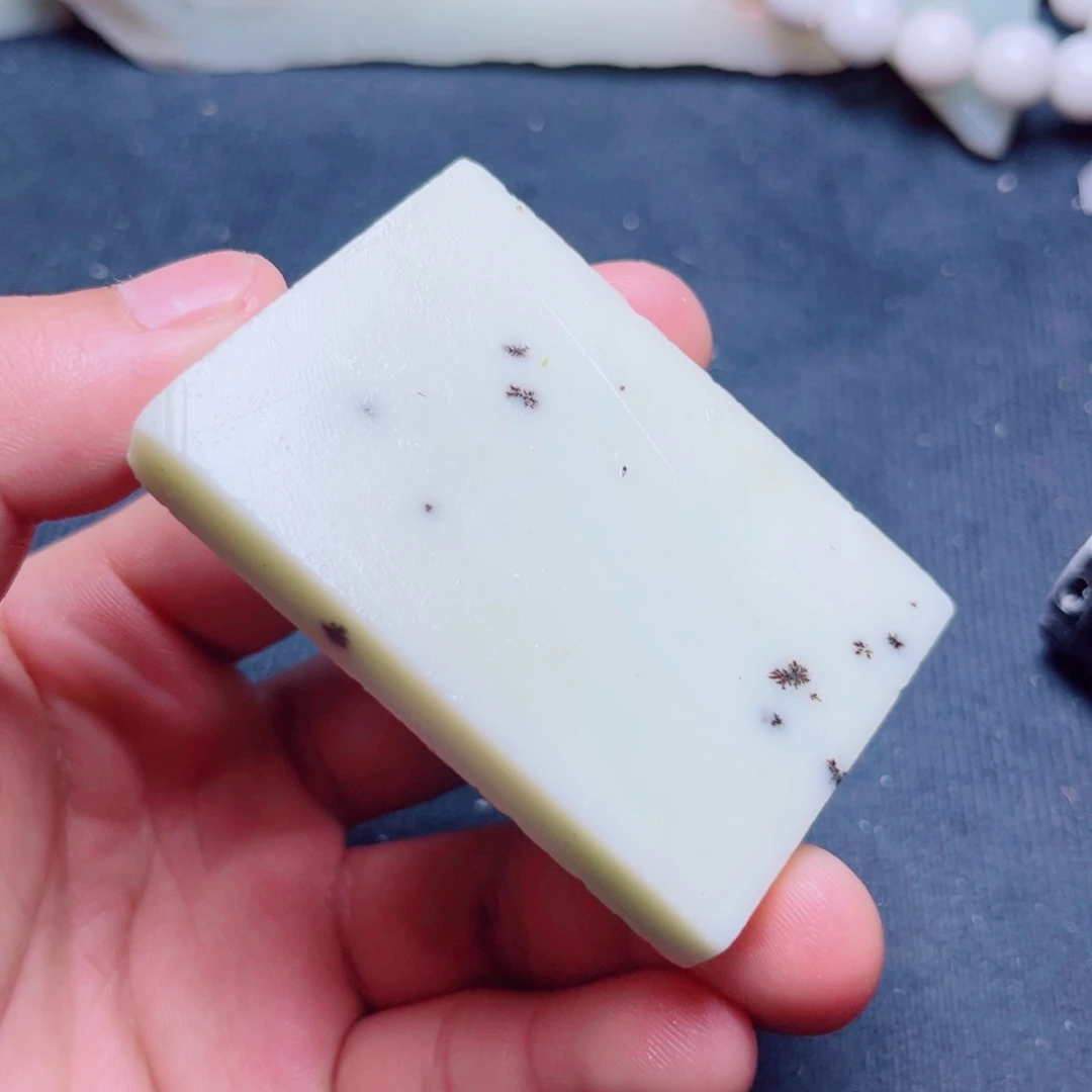 未镶嵌和田玉珠宝奇石