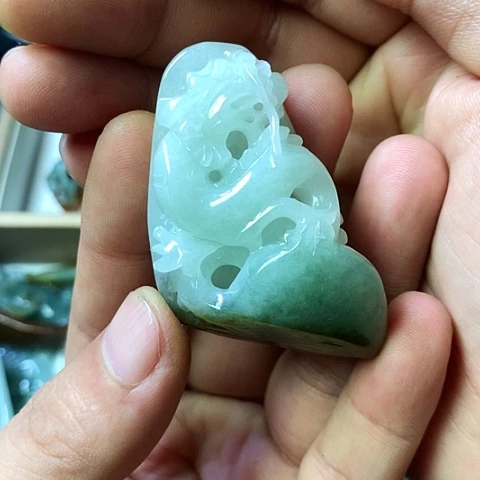 颈饰未镶嵌翡翠福豆豆珠宝翡翠颈饰