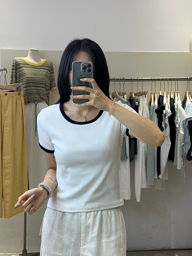 【今喜女装】设计感撞色圆领短袖打底衫短款修身显瘦T恤女辣妹上衣