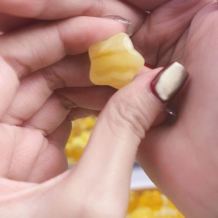 未镶嵌琥珀裸石星星